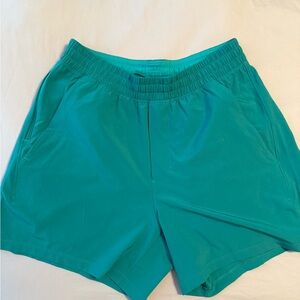 Men’s Lululemon pace breaker short - 5in